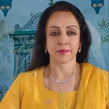 Is Polling Booth Chaos Affecting Senior Citizens' Voting Experience?