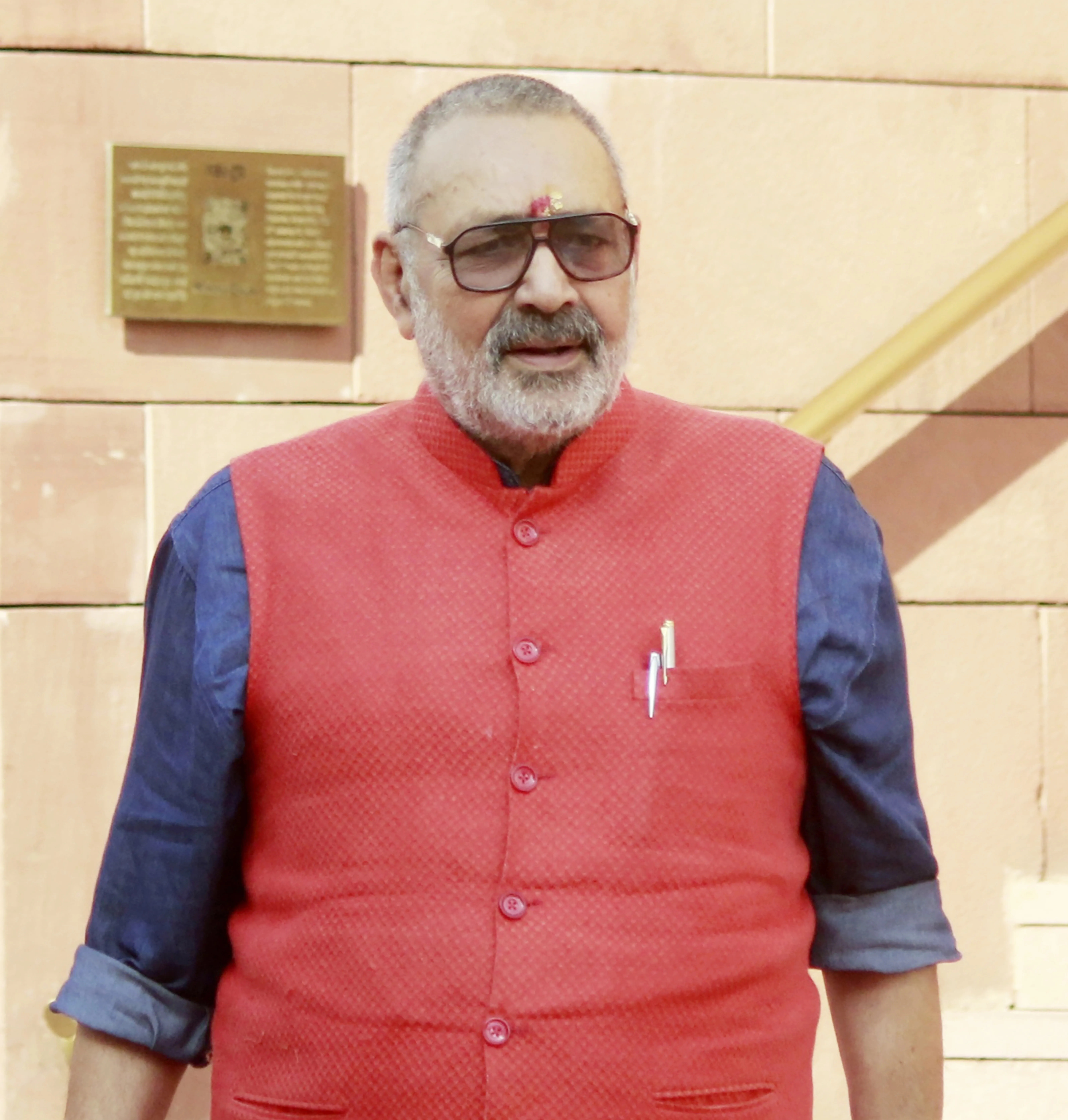 Is Mahagathbandhan Really a 'Thugbandhan'? Lalu's CM Dreams Exposed by Giriraj Singh
