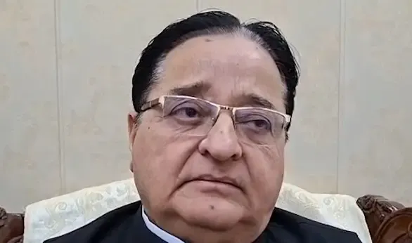 क्या महागठबंधन के नेताओं की लड़ाई का फायदा एनडीए को मिला?