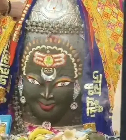 महाकाल दरबार में भक्तों की भारी भीड़, वैशाख कृष्ण पक्ष की द्वितीया तिथि पर हुए दिव्य दर्शन