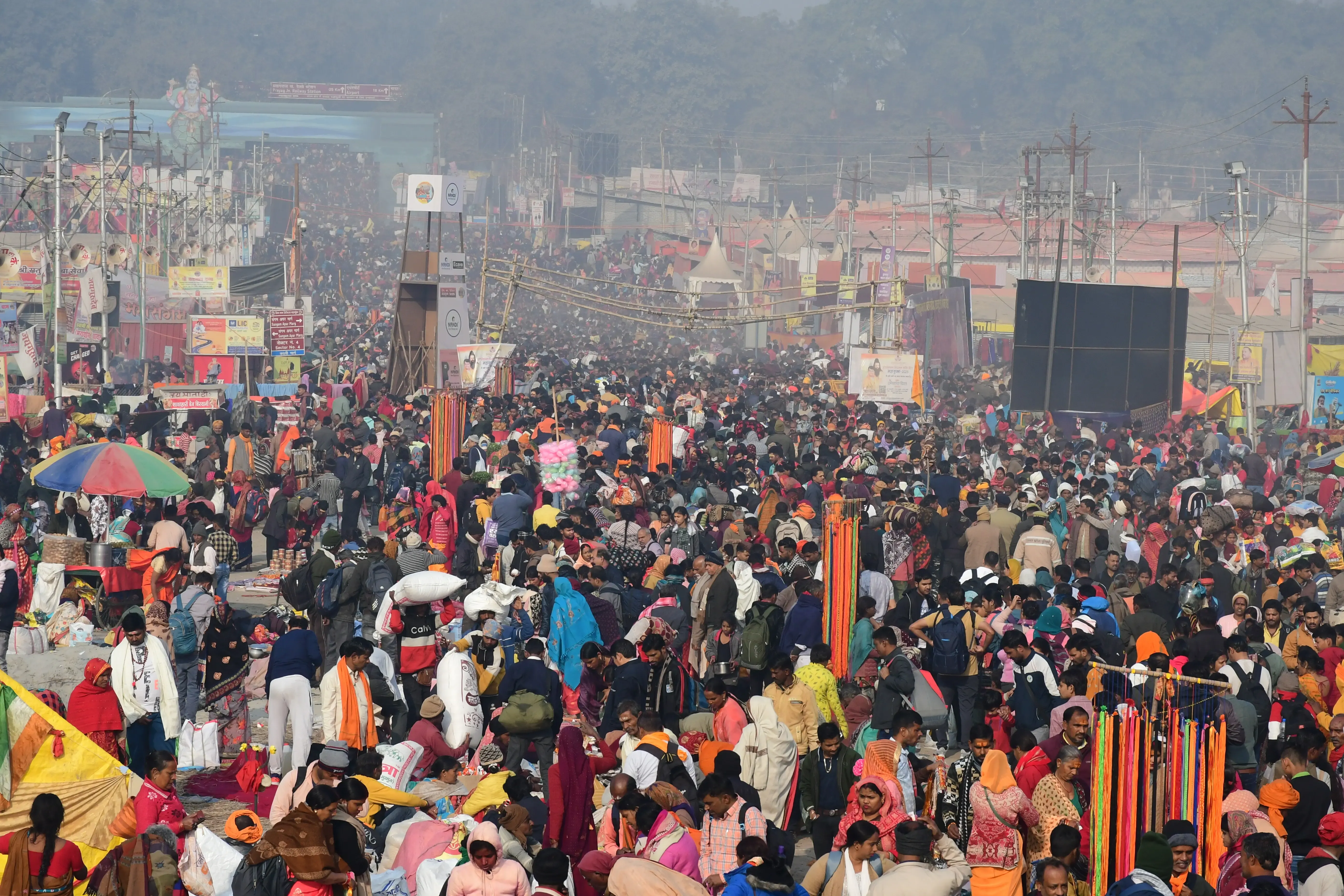Mahakumbh: 1,200 Medical Staff Ready for Basant Panchami Snan