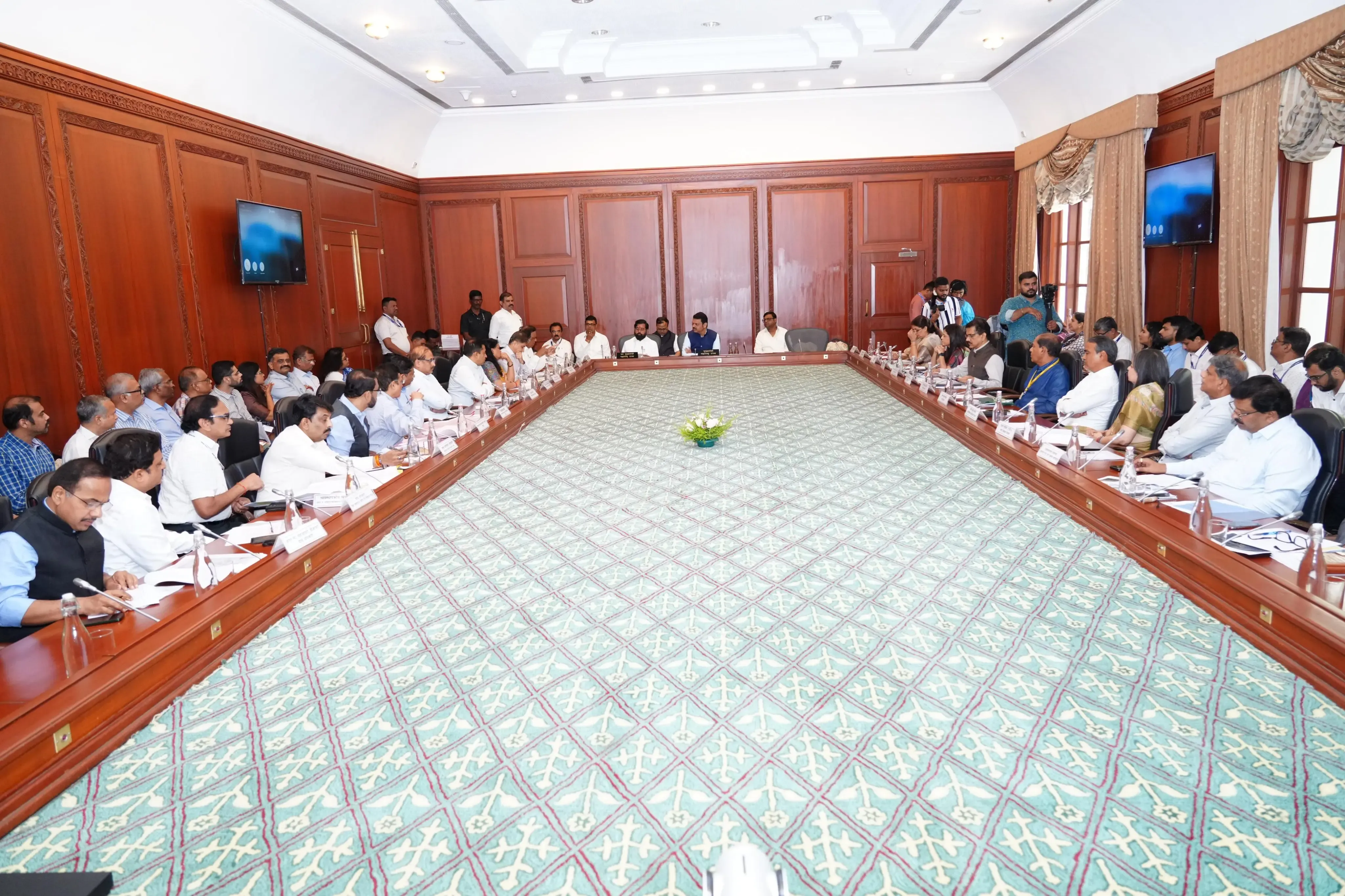 What Decisions Did the Maharashtra Cabinet Make Regarding Pahalgam Terror Victims?