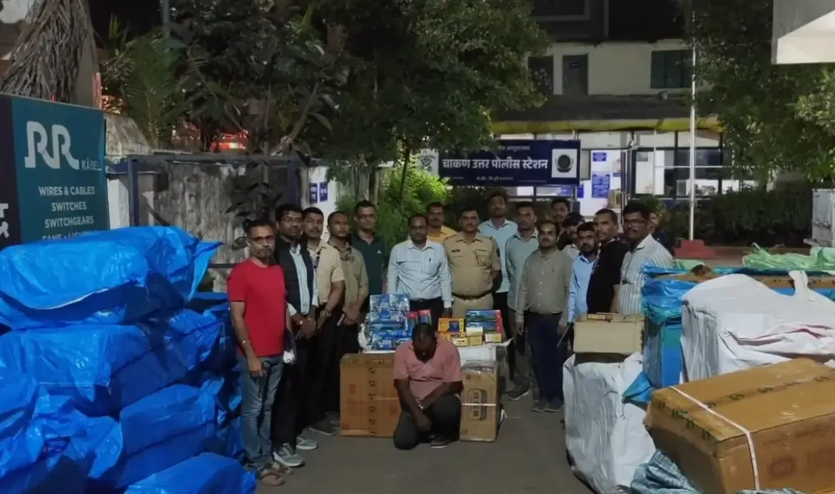 महाराष्ट्र FDA का बड़ा ऑपरेशन: छह घंटे पीछा कर पकड़ा गुटखा ट्रक, ₹1.13 करोड़ का प्रतिबंधित माल जब्त