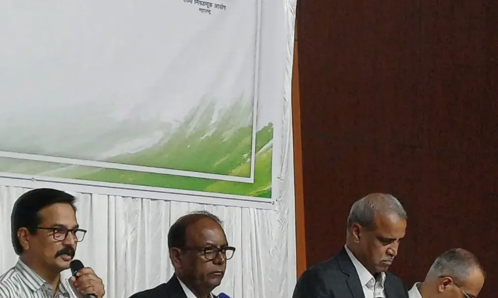 क्या महाराष्ट्र चुनाव आयोग ने नगर निकायों के लिए मतदान की तारीख तय की?