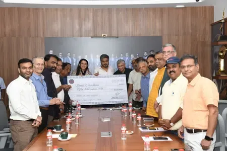 Did Maharashtra Cricket Association Honor Smriti Mandhana with a Rs 50 Lakh Award?