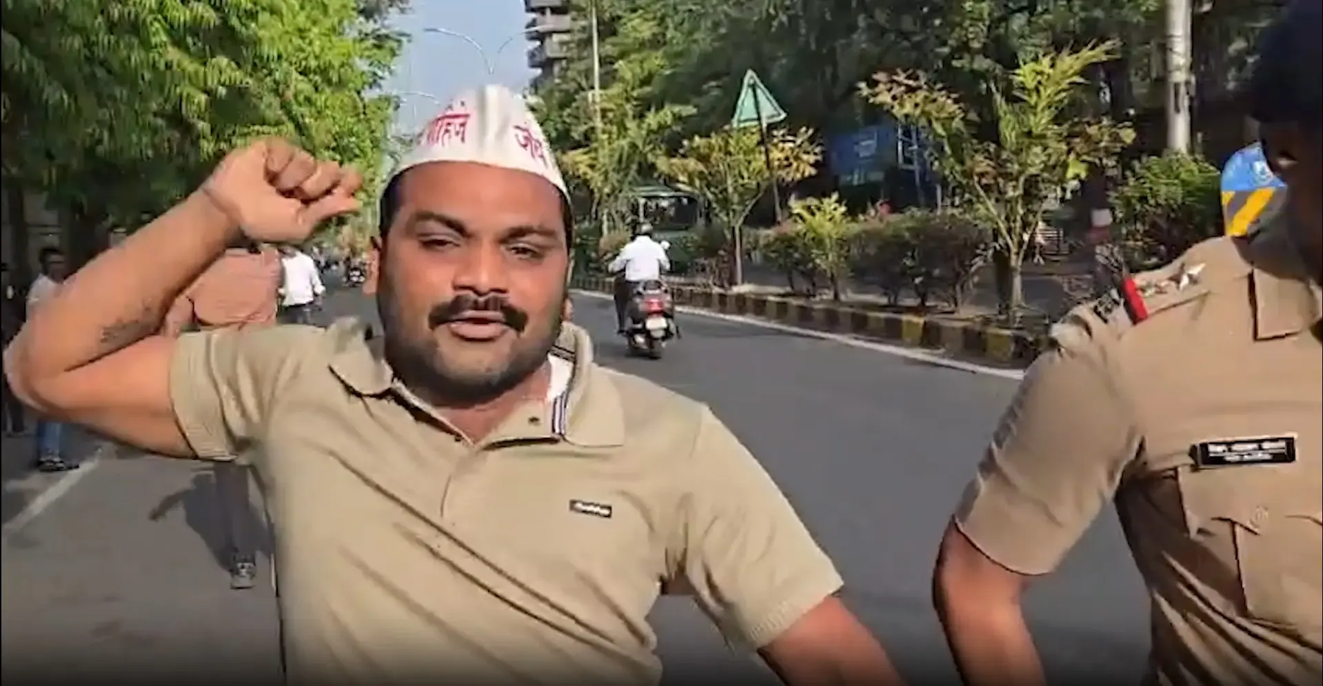 विदर्भ राज्य की मांग: नागपुर के संविधान चौक पर महाराष्ट्र दिवस का विरोध, पुलिस ने प्रदर्शनकारियों को हिरासत में लिया