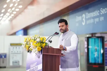महाराष्ट्र: आईजीआई टर्मिनल-2 का भव्य उद्घाटन, नायडू ने कहा- भारत की कनेक्टिविटी को मिली नई ऊंचाई  