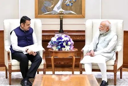देवेंद्र फडणवीस की PM मोदी से मुलाकात, महाराष्ट्र विकास परियोजनाओं और प्याज किसानों पर चर्चा