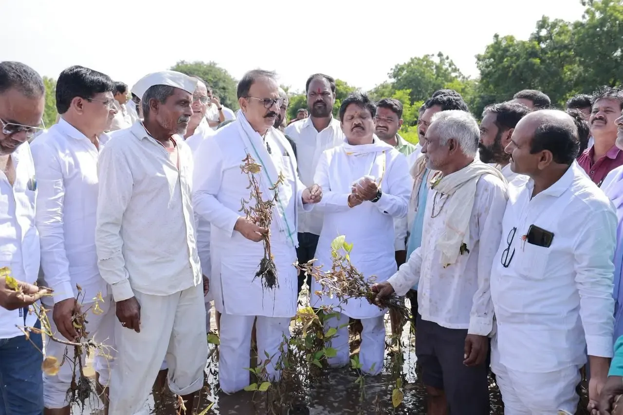 Should Maharashtra Pay Rs 50,000 per Hectare to Flood-Affected Farmers Before Dussehra?