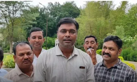 महाराष्ट्र टीईटी पेपर लीक: धुले के शिक्षकों में गहरा आक्रोश, निष्पक्ष जांच और दोषियों पर कार्रवाई की मांग