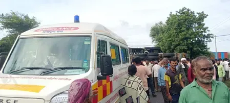 महाराष्ट्र : वाशिम में ट्रक और बस की टक्कर में दो की मौत, 25 गंभीर रूप से घायल