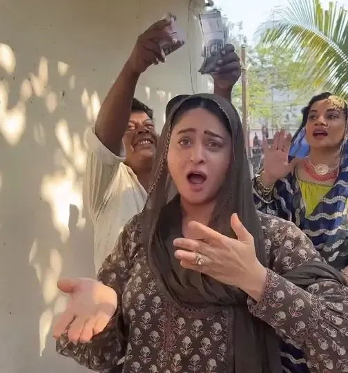 Mahhi Vij Dances to ‘Naam Mera Premkali’ with ‘Seher’ Cast, Honoring Sridevi