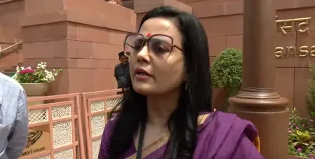 महिला आरक्षण कानून 2023 के संबंध में अब अधिसूचना जारी करना 'गलतियों की हास्य कथा' : महुआ मोइत्रा