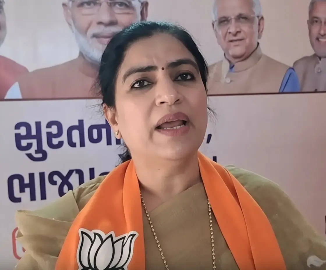 सूरत की महिलाओं ने महिला आरक्षण विधेयक पर पीएम मोदी की सराहना की, विपक्ष पर राजनीति का आरोप