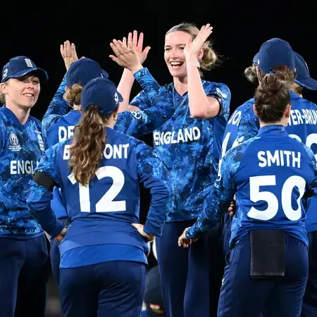 महिला विश्व कप : इंग्लैंड ने जीता टॉस, साउथ अफ्रीका को पहले बल्लेबाज का न्यौता