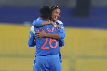 महिला विश्व कप: 'मेरे गांव के लोगों को गर्व होगा,' पाकिस्तान पर भारत को जीत दिलाने के बाद क्रांति गौड़ का बयान 