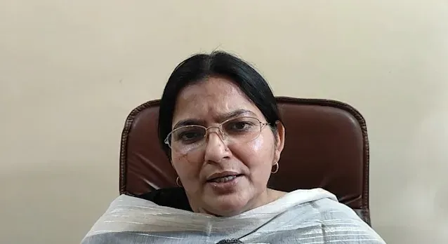 रजनी तिवारी का सपा पर हमला: शराफत अली की महिला-विरोधी टिप्पणी 'पार्टी का असली चाल-चरित्र'