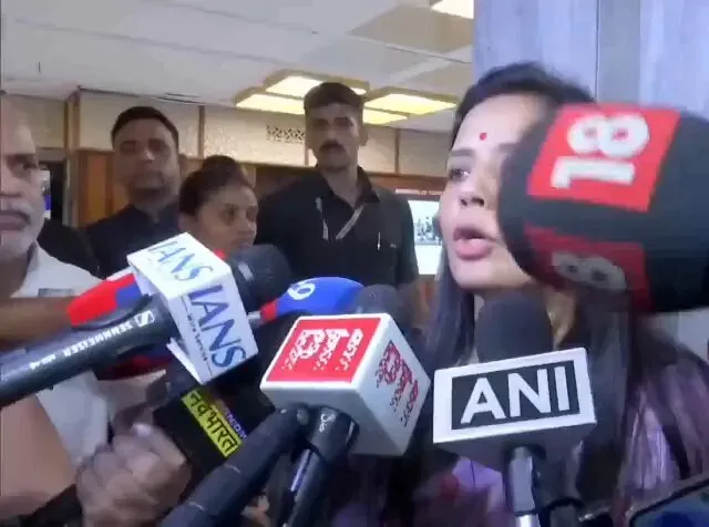 Mahua Moitra Slams Rijiju Over TMC Defectors at All-Party Meet