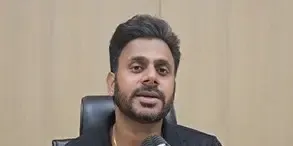 मैनचेस्टर टेस्ट में इंग्लैंड की टीम बहुत आगे : मनोज तिवारी 