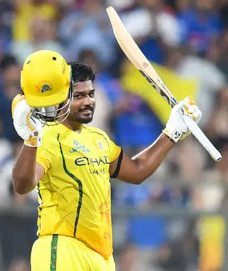 वानखेड़े में पीले रंग का सैलाब देख भावुक हुए संजू सैमसन, CSK के लिए ठोका नाबाद शतक