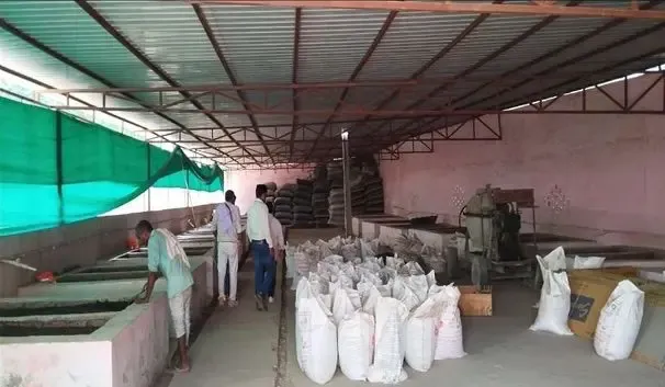 क्या आलापुर खेड़ा पंचायत आत्मनिर्भरता की नई मिसाल प्रस्तुत कर रही है?