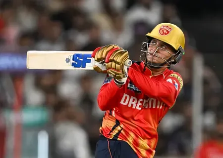 Ricky Ponting Inspires PBKS Squad to Embrace Mistakes Ahead of IPL 2026