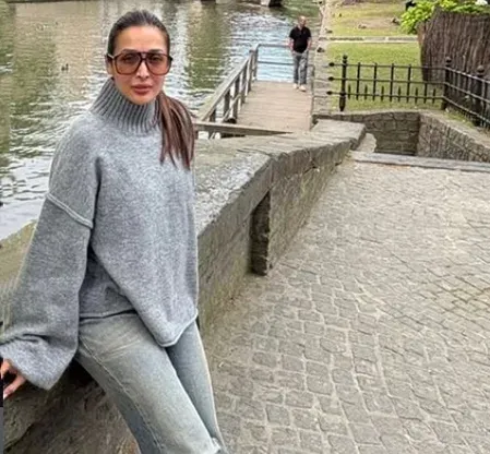 Malaika Arora slams Khesari Lal Yadav over viral stray dog video