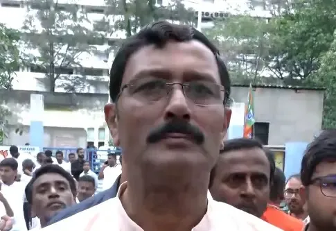ममता-अखिलेश मुलाकात पर BJP सांसद राहुल सिन्हा का तंज: 'यह आंसू पोंछने वाली पार्टी बन गई है'