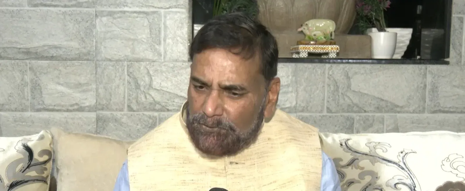 टीएमसी में 20 सांसदों की बगावत: जदयू बोला — ममता और अभिषेक बनर्जी के लिए मुश्किल दौर शुरू