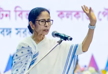 Mamata Banerjee Advocates for 'Holy Harmony' During Dol Yatra and Holi