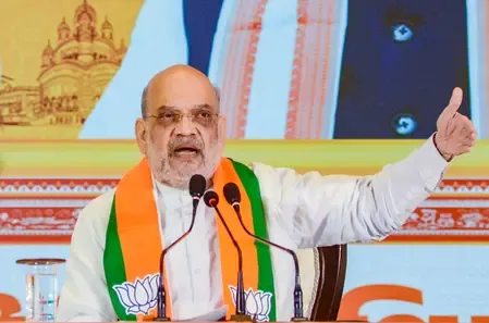 Amit Shah: Mamata Banerjee's Efforts to Shield Illegal Infiltrators Will Fail