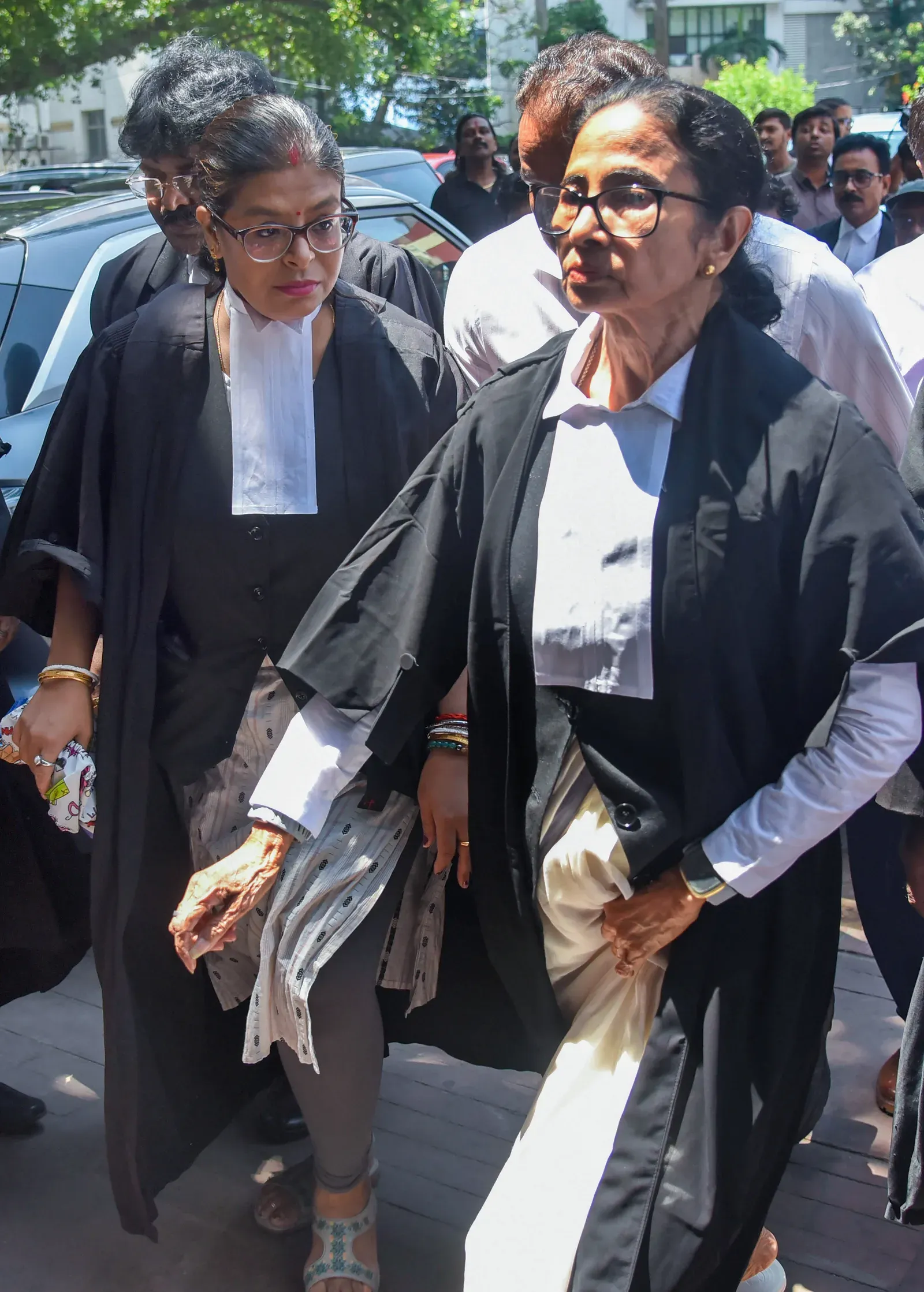 Mamata Banerjee alleges assault by advocates inside Calcutta HC premises