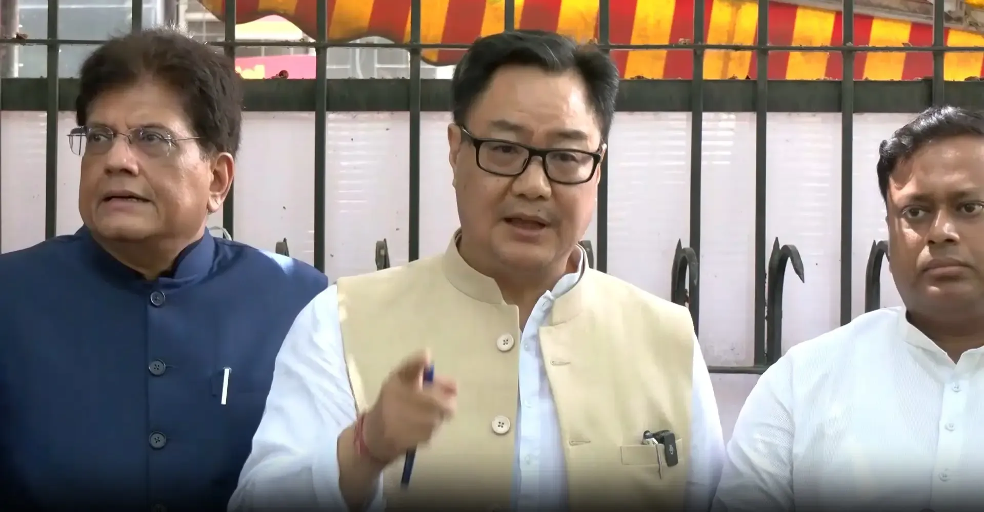 भाजपा का प्रतिनिधिमंडल चुनाव आयोग पहुंचा, ममता बनर्जी पर गंभीर आरोप