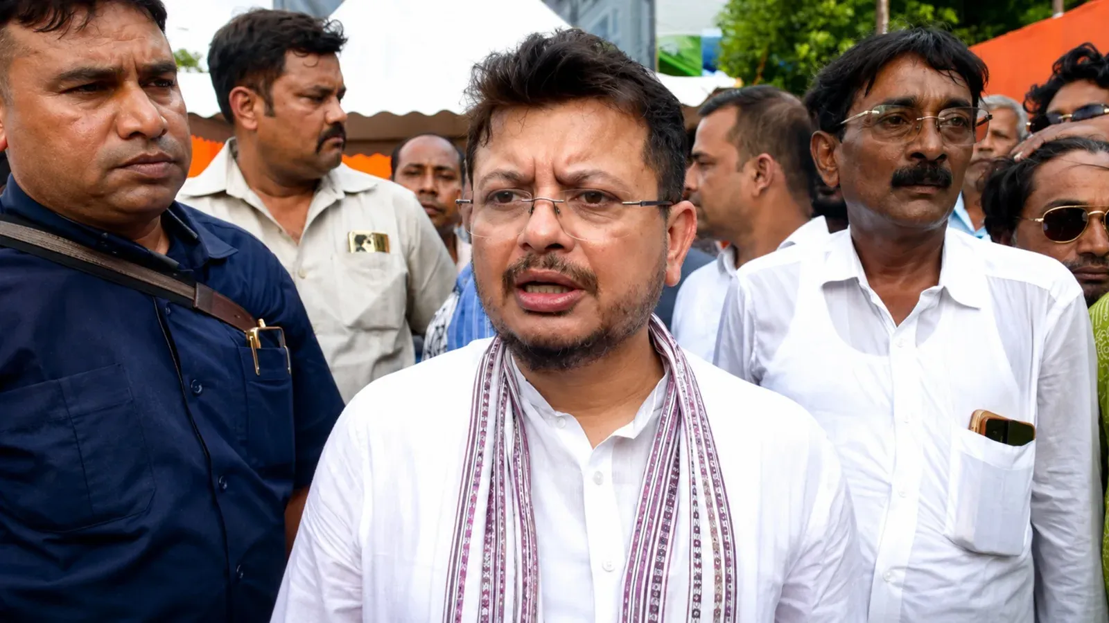 ममता बनर्जी ने छात्र संघ चुनाव रोके, हिटलर-मुसोलिनी से तुलना: विपक्ष नेता ऋतब्रत बनर्जी