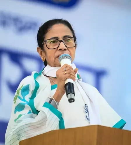 Mamata Banerjee Critiques Election Commission for IAS, IPS Transfers; Accuses BJP of Election Manipulation