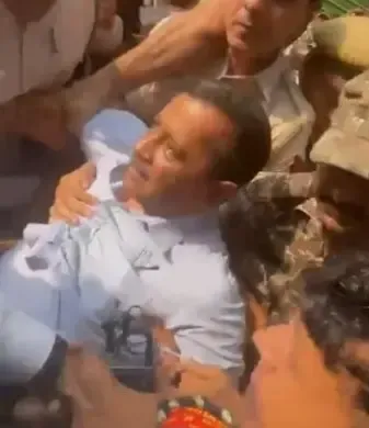 Mamata, Kejriwal, Pinarayi detained in Delhi amid CEC protest crackdown