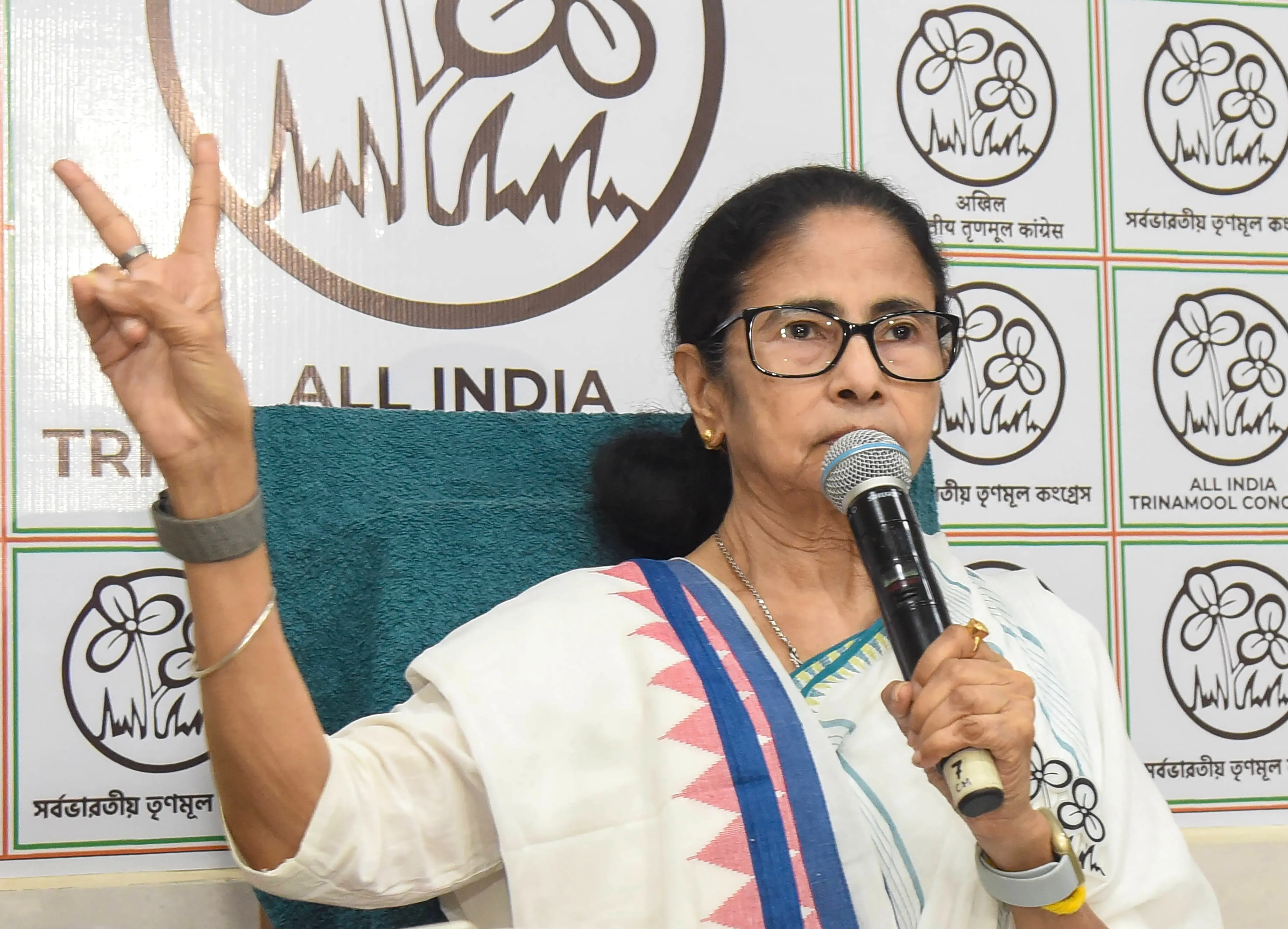 Mamata Banerjee Avoids Nandigram, Sticks to Bhabanipur for Political Battle