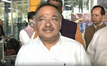 ममता बनर्जी के धरना प्रदर्शन पर भाजपा का तंज, समिक भट्टाचार्य बोले- इससे कुछ नहीं होगा
