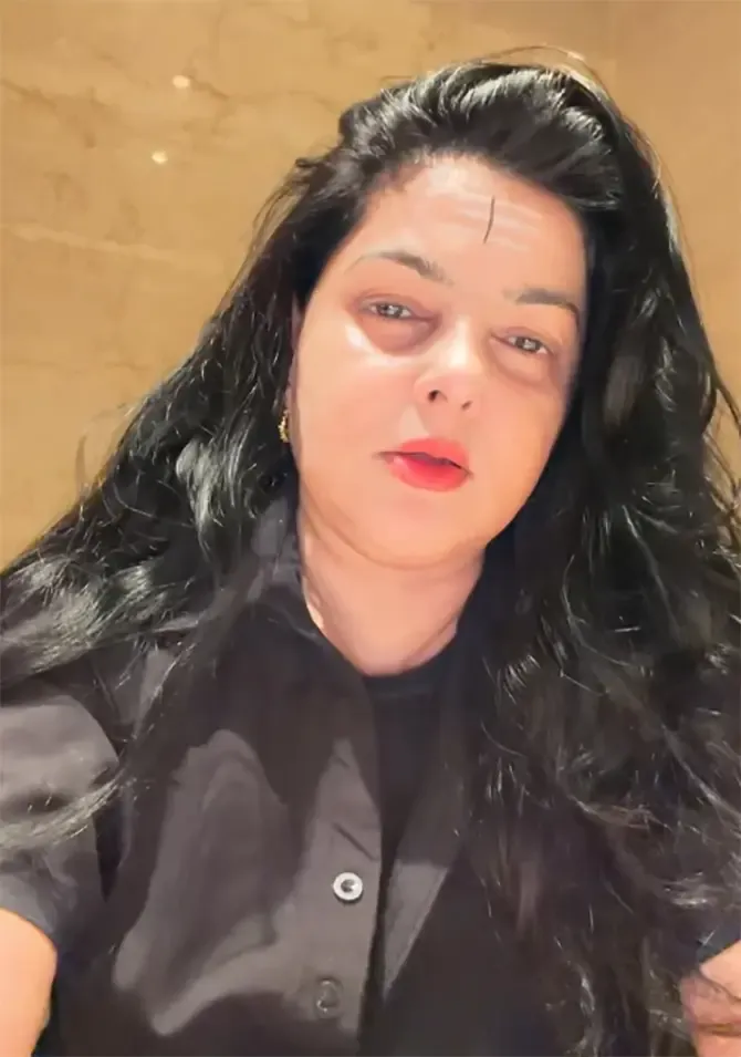 Mamta Kulkarni Shares Hilarious Moment with Salman Khan and SRK During Karan Arjun Shoot