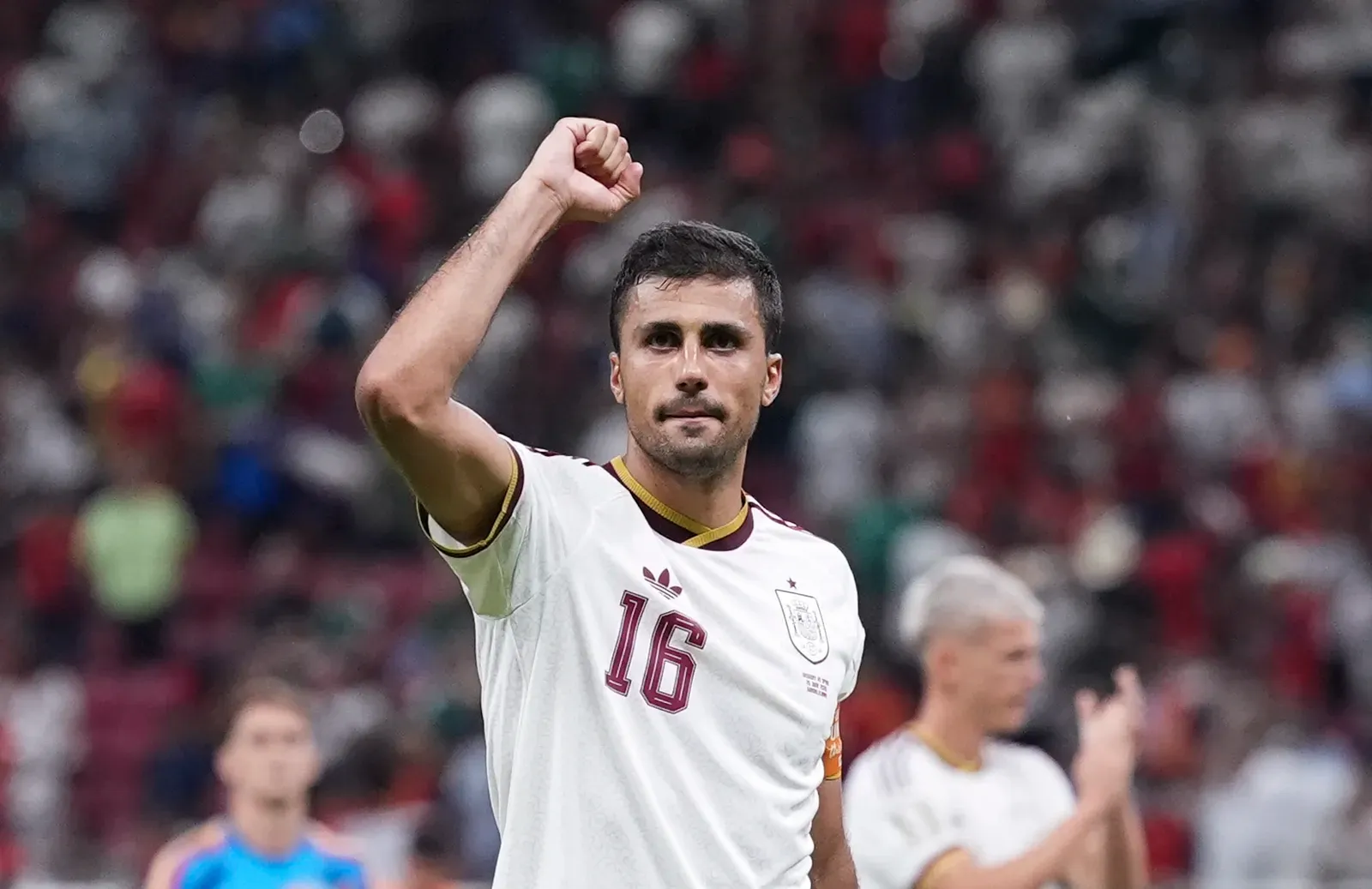 Manchester City reject Barcelona's £38.5m Rodri bid, demand £60m+