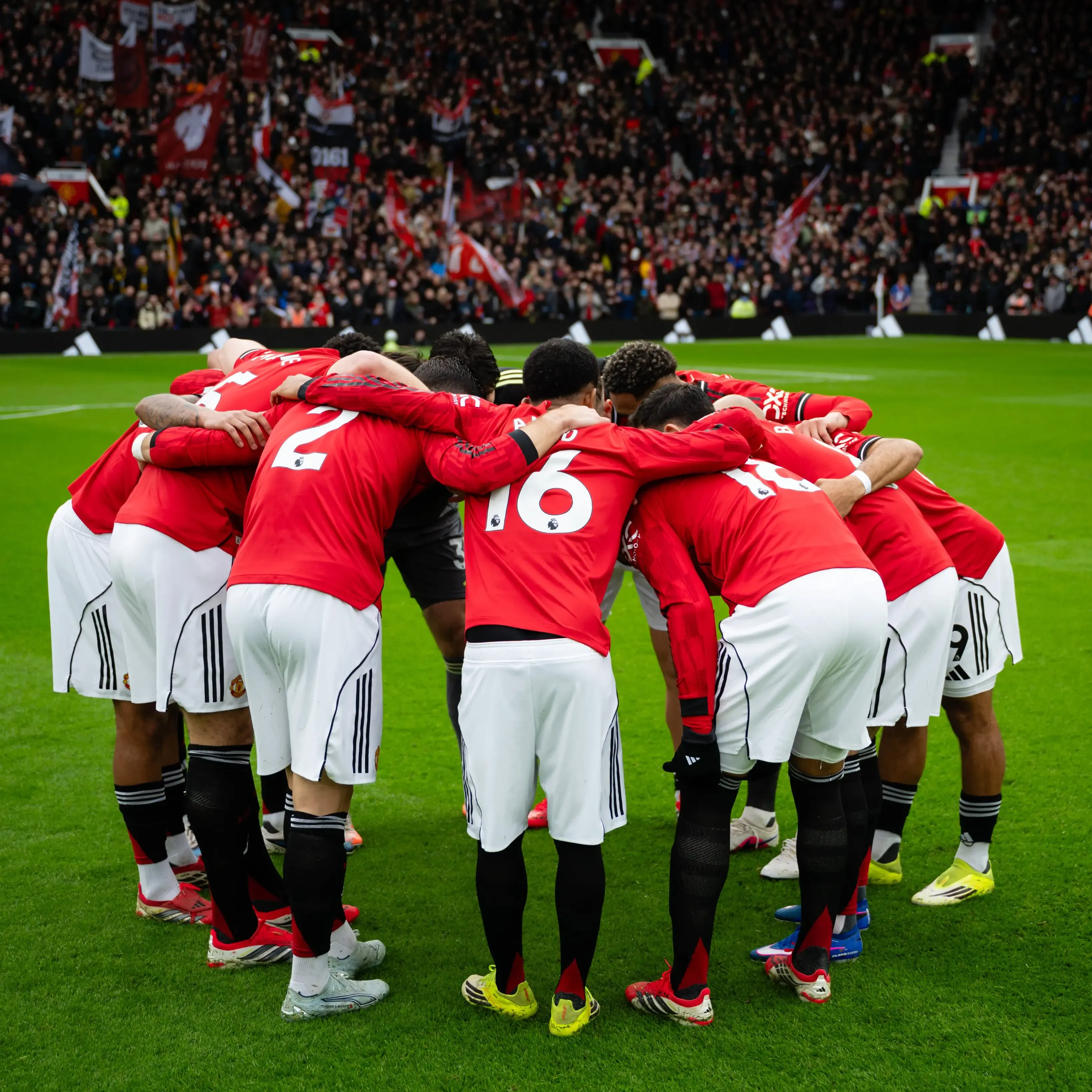 Manchester United Secures Third Place with Victory Over Aston Villa; Tottenham Draws at Liverpool
