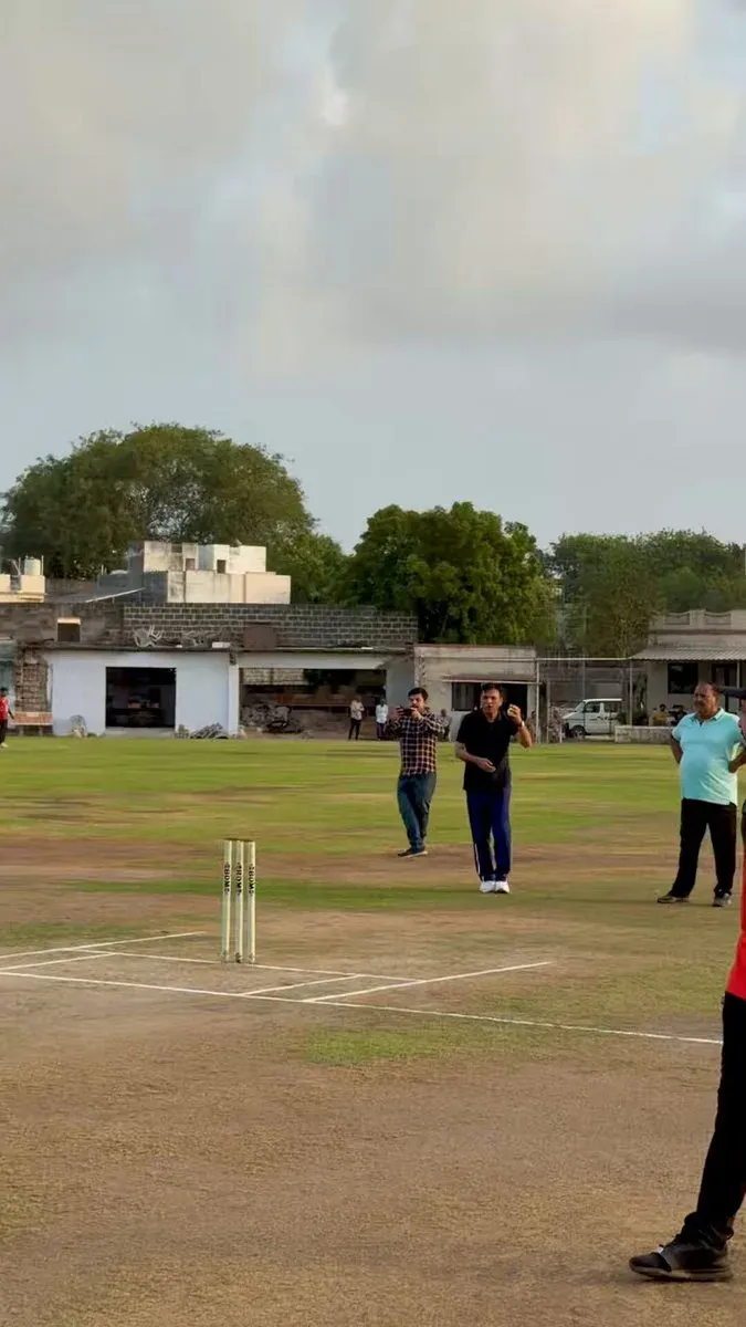 Mandaviya Kicks Off Sunday Morning With Cricket