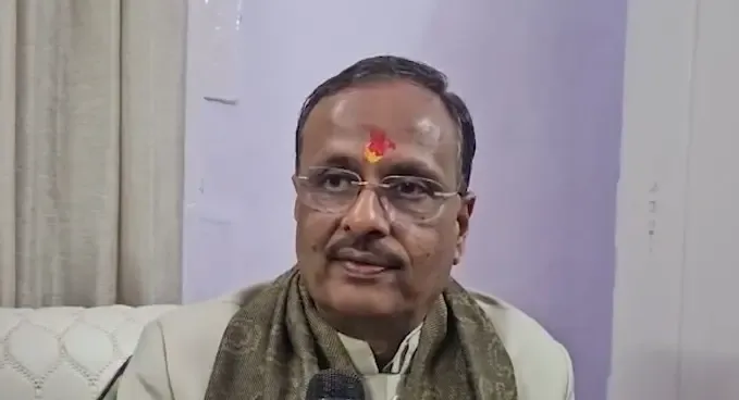 क्या दिनेश शर्मा ने ममता बनर्जी पर सही निशाना साधा?