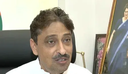 राम मंदिर CEO नियुक्ति पर इमरान मसूद का हमला: 'सरकार मंदिर में धंधा चलाना चाहती है'