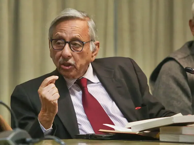 Is Mani Shankar Aiyar Criticizing Congress Leadership?
