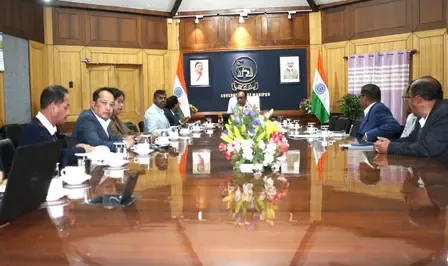 How is Manipur CM Reviewing the Economic Revival Plan and Promoting Integrated Farming?
