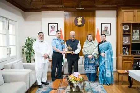 What Recognition Did Squadron Leader Rizwan Malik Receive for His Role in 'Operation Sindoor'?