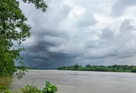 Manipur Weather Alert: Thunderstorms and Flood Risks in Kaching District