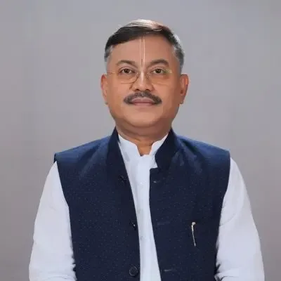 मणिपुर में पांच दिवसीय बंद वापस लें, गृह मंत्री गोविंददास कोंथौजम ने शांति की अपील की