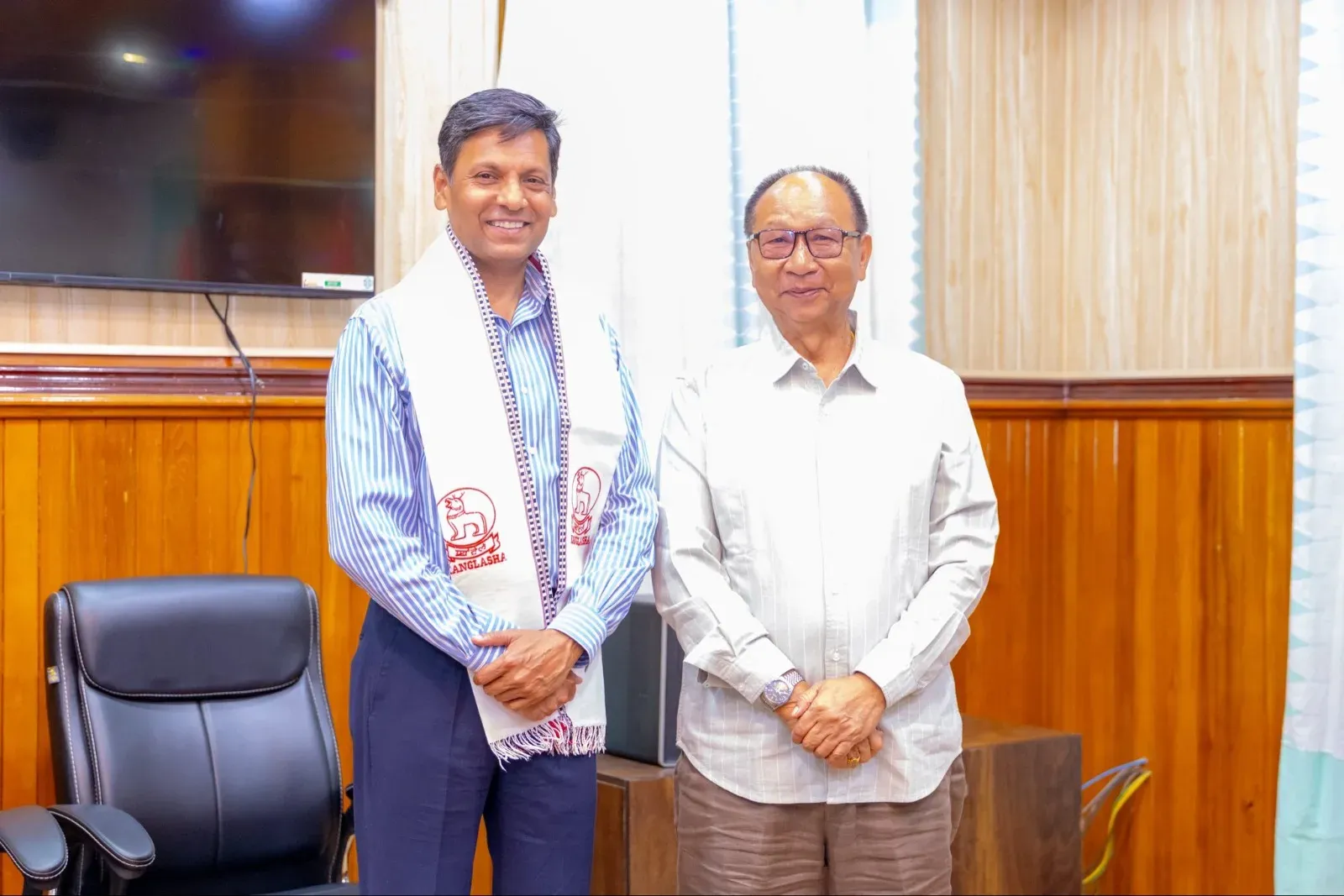 Mukesh Singh arrives in Imphal, takes charge as Manipur DGP on June 1